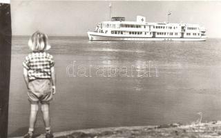 4 db régi hajófotó