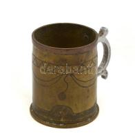 1917 I. világháborús töltényhüvelyből készült díszes kupica. m: 5 cm