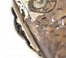 Jelzett ezüst (Ag) pudrié. Nettó 63 g  7x7 cm