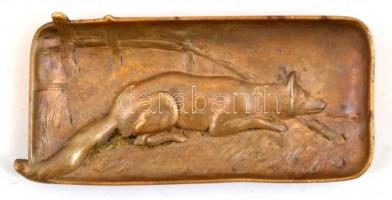Berndorf jelzésű rókás bronz tálka, enyhén kopott, 8x16,5 cm