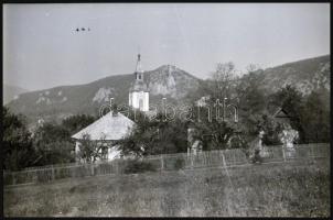 cca 1940 36 db budapesti, városképes Leicával készített fotónegatív nagyrészt a fiumei úti Nemzeti S...