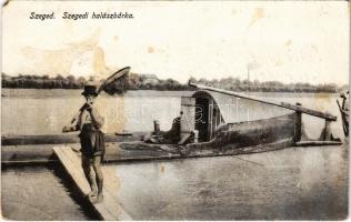 Szeged, halászbárka, halászat (EM)