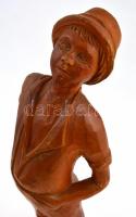 Jelzés nélkül: Legényke. Faragott fa szobor. 36,5 cm