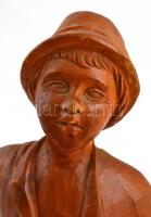 Jelzés nélkül: Legényke. Faragott fa szobor. 36,5 cm