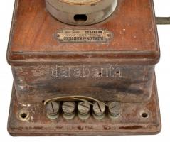 cca 1910 Falra akasztható telefon készülék. Komlós és Kertész Elektrotechnikai gyár. Jelzett. 21 cm