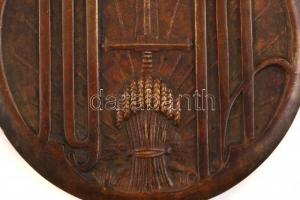 Zutt Richard (1887-1938) 1914. "KÉVE Művészegyesület" jelzetl bronz plakett. "A KULTU...