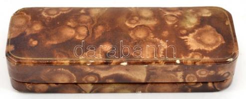 Arany (Au) kalaptű igazgyöngy fejjel, jelzett, 8 karátos,  tokban h: 6,5 cm, bruttó: 0,61 g