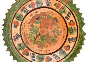 XIX. sz. 4 db tányér. Mázas cserép, kézzel festett, kisebb hibákkal. d:20-28 cm