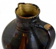 XIX. sz. vége: Tejes korsó. Mázas cserép, Kézzel festett, sérült m: 32 cm