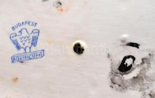 4 db Aquincum és Hollóházi figurális porcelán. Jelzettek, hibátlanok