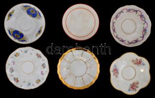 6 db különféle jelzésű kávéscsésze aljjal (Tettau Bavaria, Triptis, Könitz stb.) matricás és kézzel ...