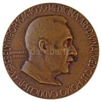 Edvi Illés György (1911-) 1939. Prof. Verebély Tibor 1914-1939 Medicina Ars Divina, Medicus Homo Caducus Br plakett (68mm) T:2  HPII 714.
