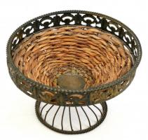 Rattan-réz kínáló, poros, enyhén sérült, m: 20 cm, d: 30 cm