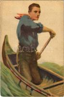 Cserkész evezős csónakban / Scout boy in rowing boat (gyűrődés / crease)