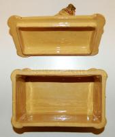 Díszes kerámia asztali szivarosdoboz kutya dísszel