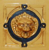 Díszes kerámia asztali szivarosdoboz kutya dísszel