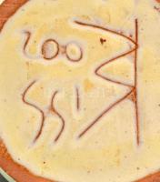 Kiss Roóz Ilona (1920-2010): Figurális sótartó, festett mázas kerámia, jelzett, apró kopásokkal, m: ...