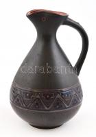 Jelzés nélkül: Iparművész kerámia csőrös váza. Kézzel festett, hibátlan. m: 28 cm