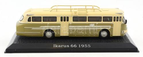 1955 MÁVAUT Ikarusz 66 autóbusz modellje, 17x7,5x7 cm kis dísz vitrinben