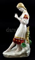 Virágszedő lány, jelzett orosz porcelán figura, kézzel festett, hibátlan, m:29 cm