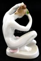 Aquincumi porcelán copfot kötő akt, kézzel festett, jelzett, hibátlan. 15,5 cm