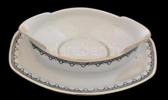 XX. sz. eleje: MZ csehszlovák porcelán  leveses és szószos tál. Matricás, jelzett, kopásokkal 23x7,5...