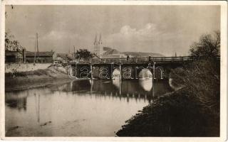 Ipolyság, Sahy; Ipoly híd, templom, üzlet / bridge, church, shop