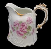 Porcelán tétel, össz. 3 db: 1 db NDK figurális sószóró, kézzel festett, jelzett, apró kopásnyomokkal...