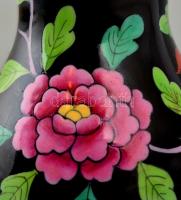 Herendi fekete bazsarózsa mintás mini váza, kézzel festett, jelzett,  apró kopásnyomokkal, m: 9 cm