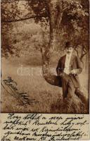 1909 Budapest XII. Zugliget, a levélíró férfi saját magáról készített felvétele egy zugligeti kirándulásról. photo