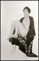 cca 1979 Öröm fotózás, Több modell közreműködésével készült, szolidan erotikus felvételek, 13 db vin...