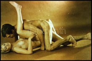 cca 1979 Öröm fotózás, Több modell közreműködésével készült, szolidan erotikus felvételek, 13 db vin...