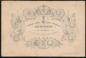 cca 1898 Fiume, Szabó Istvánról festett háttér előtt készült, vintage fotó, 16,3x10,8 cm