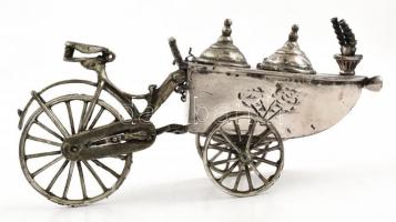 Ezüst(Ag) miniatűr biciklis kocsi, jelzett, 10×4 cm, nettó: 65,4 g