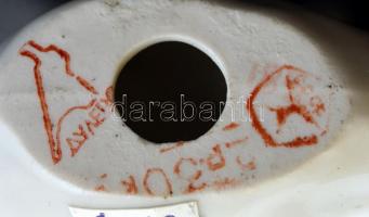 Orosz porcelán medve, kézzel festett, jelzett, kis kopásnyomokkal, m: 7 cm