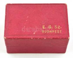 Magyar gyártmányú lupe. E.G.SZ., eredeti kartondobozában