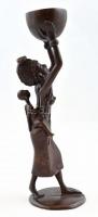 Tálat vivő bennszülött, bronz figura, alján jelzett, m: 21 cm