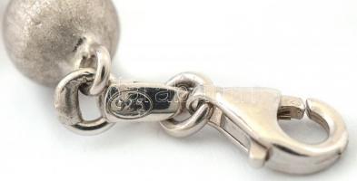 Ezüst(Ag) gyöngyös karkötő, jelzett, h: 20,5 cm, nettó: 9,9 g