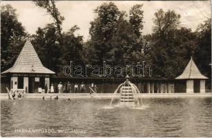 1928 Harkányfürdő, strandfürdő. Szilczer Gyula kiadása (gyűrődések / creases)