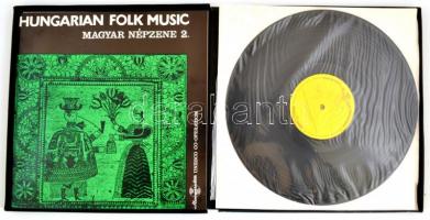 1972 Hungarian Folk Music 2. kötet. Közreadja Rajeczky Benjámin. Bp., Hungaroton-Unesco, 71 p.+4 db ...