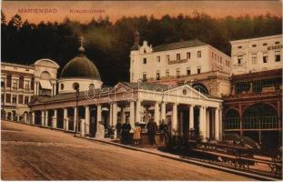 Mariánské Lázne, Marienbad; Kreuzbreunnen, Goldener Engel / fountain, well, spa, bath, hotel