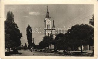 1958 Mezőkeresztes, Római katolikus templom. Képzőművészeti Alap Kiadóvállalat (EK)