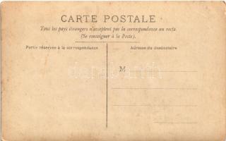 ~WWI French military, soldiers with bicycles. photo (EK)