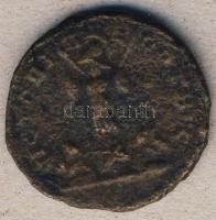 Római Császárság II.Claudius Gothiscus 268-270. Antoninian T:3-/4+ + Maximianus 285-310. Bronzpénz T...
