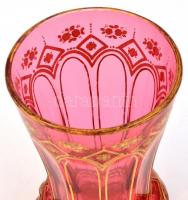 XIX. sz. vége: Rubinvörös üveg pohár. Formába fújt, kézzel festett, hibátlan, kis kopásokkal 14 cm /...
