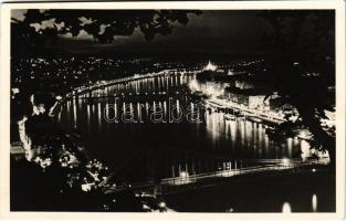 1939 Budapest, Erzsébet híd, Lánchíd, látkép esti kivilágításban