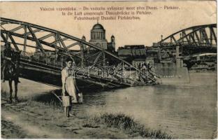 Párkány, Parkan, Stúrovo; felrobbantott Duna híd, szemben esztergomi Bazilika, lány locsolókannával. Gondos Vilmos kiadása 9114. / destroyed bridge, girl with watering can (kis szakadás / small tear)