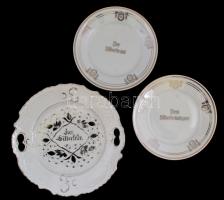 3 db porcelán tányér: Bavaria porcelán tányérok, Dem Silberbräutigam és Der Silberbraut feliratokkal, 2 db, matricás, jelzett, d: 19 cmx2 + Zum Silberfeste porcelán tál, matricás, jelzés nélkül, kopott, d: 25 cm