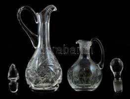 Ólomkristály dugós likőrös kiöntő, csiszolt, jelzés nélkül, egészen apró karcolásokkal. m: 23 cm+Kis...