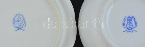 Herendi rózsamintás porcelán tálka, kézzel festett, jelzett, kis kopásnyomokkal, d: 8 és 10 cm